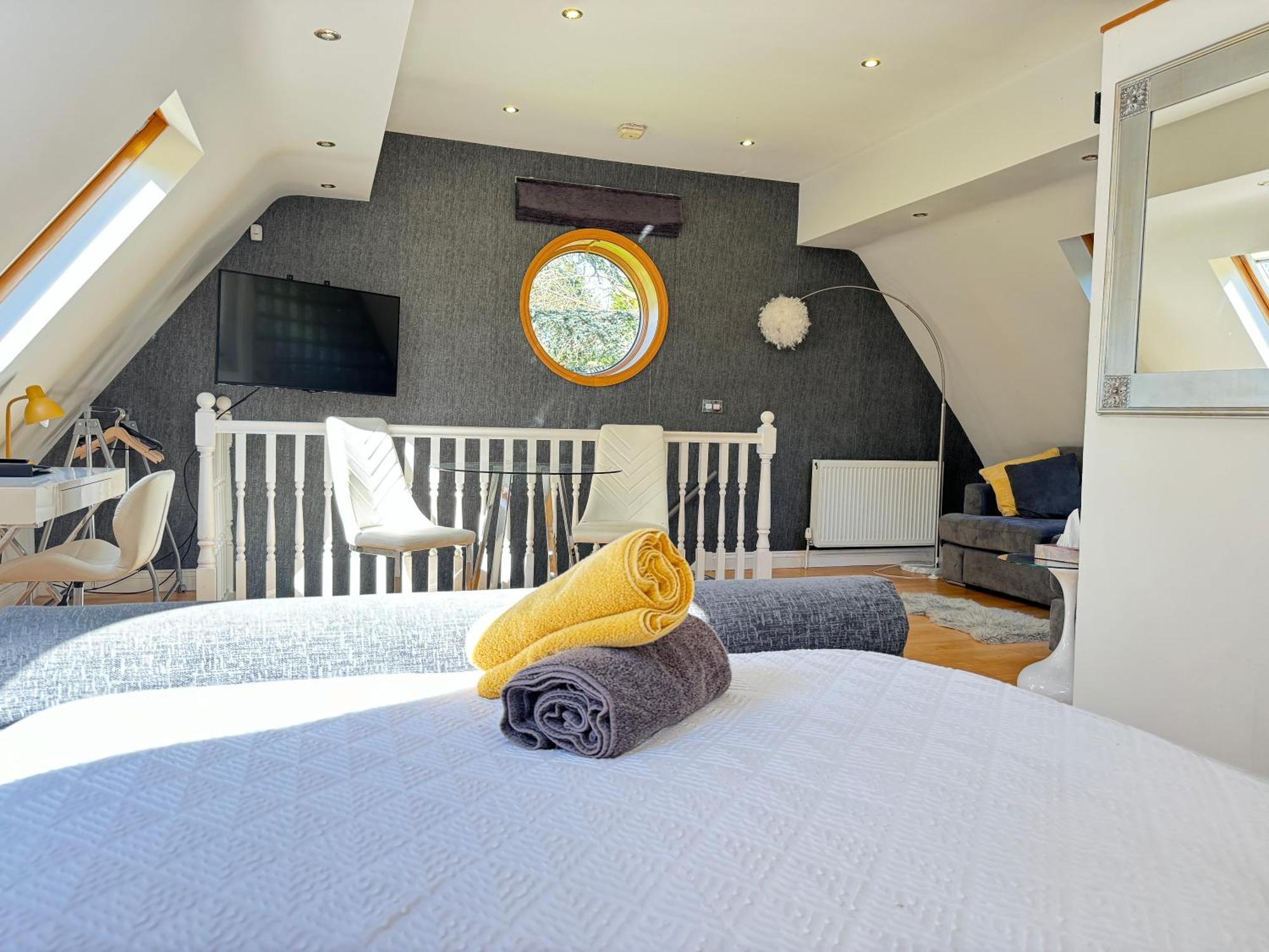 Luxury, Private, Secure Self-Contained Coach House, Near Wythall And Close To The Nec Tanworth 외부 사진